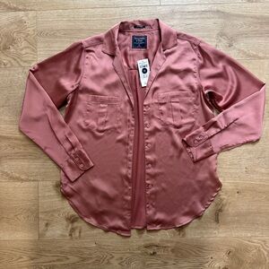 New Abercrombie & Fitch Rose Blouse Button-Up